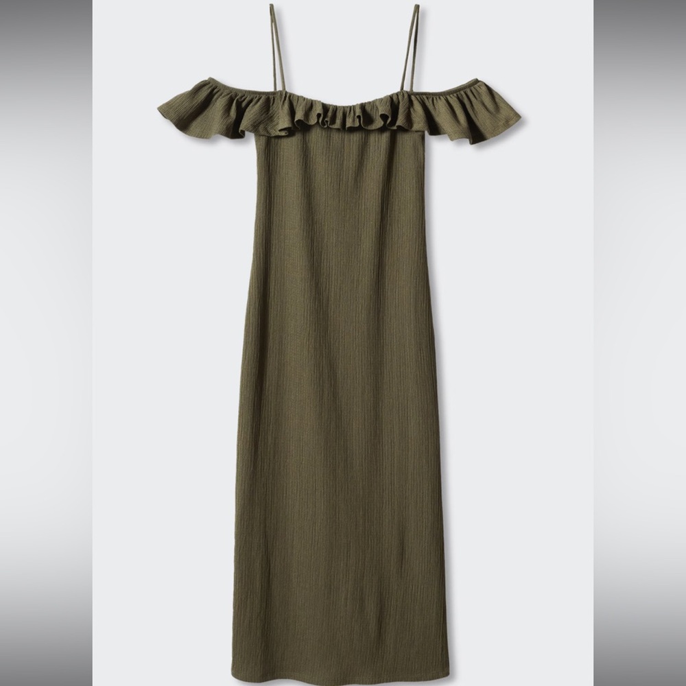 MANGO NWT textured ruffled Off-Shoulder Midi Dress (Size M)